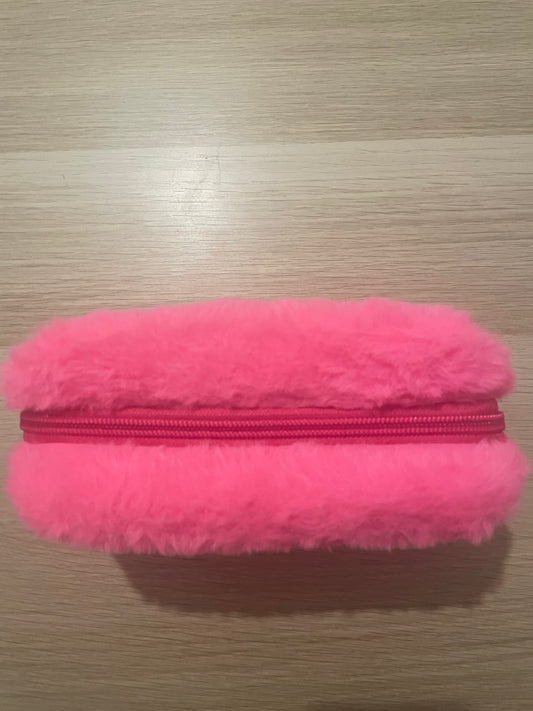Trousse de toilette cosmétique, soin….doux.